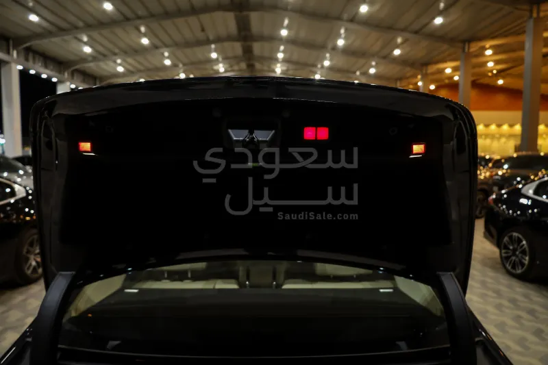 2015 مرسيدس - بنز إس 550