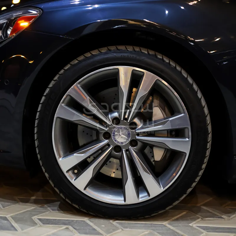 2015 مرسيدس - بنز إس 550