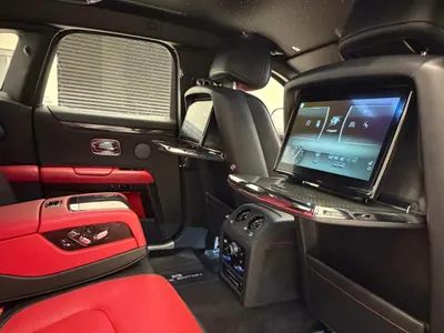 2023 رولز رويس قوست بلاك بادج