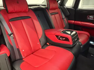 2023 رولز رويس قوست بلاك بادج