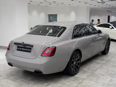 2023 رولز رويس قوست بلاك بادج