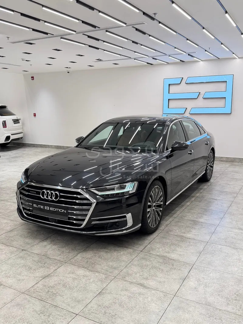 2020 اودي اي 8 ال