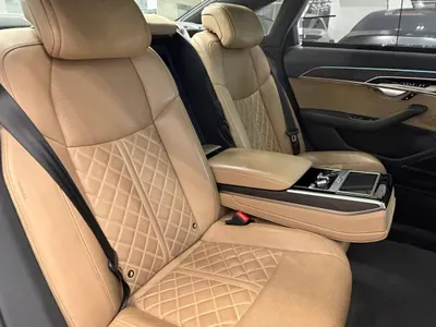 2020 اودي اي 8 ال