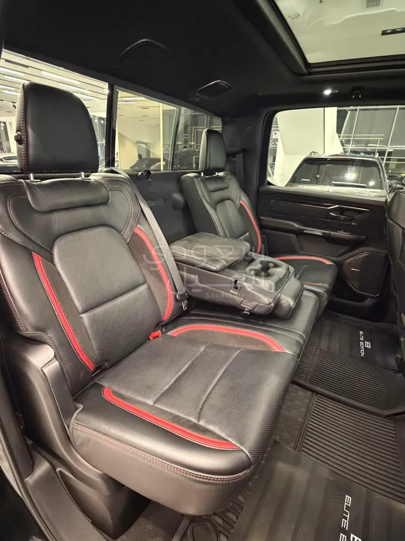 2022 دودج رام تي ار اكس