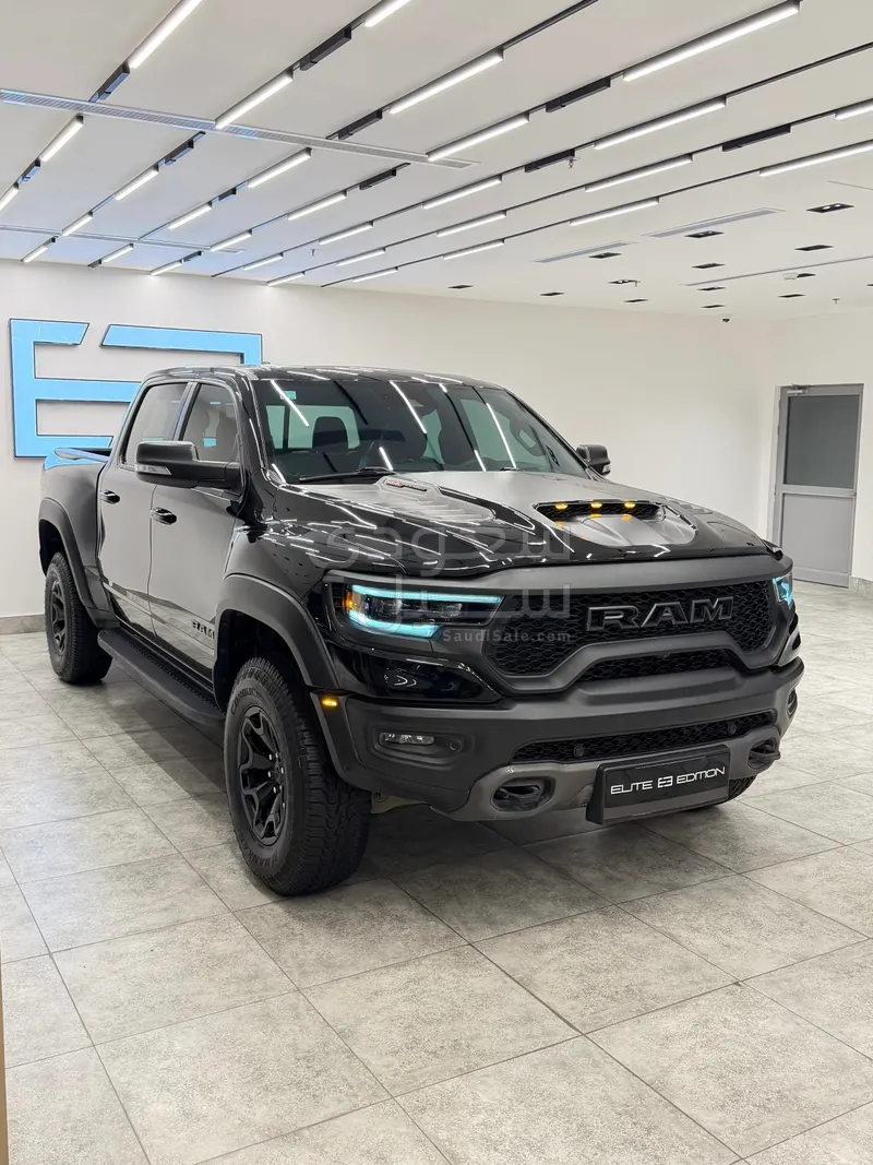 2022 دودج رام تي ار اكس