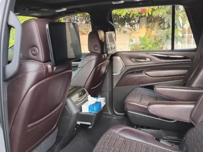 2021 كاديلاك اسكاليد في