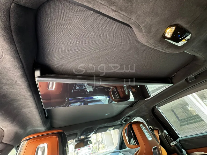 2024 بي ام دبليو الفئة السابعة 735 إل أي إنديفيجوال