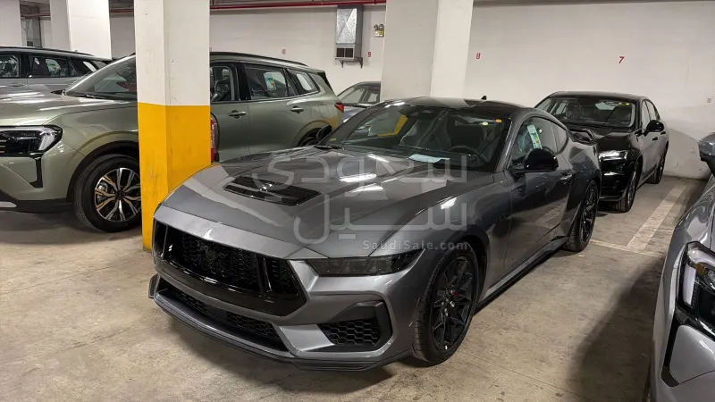 2025 فورد موستانغ جي تي بريميوم