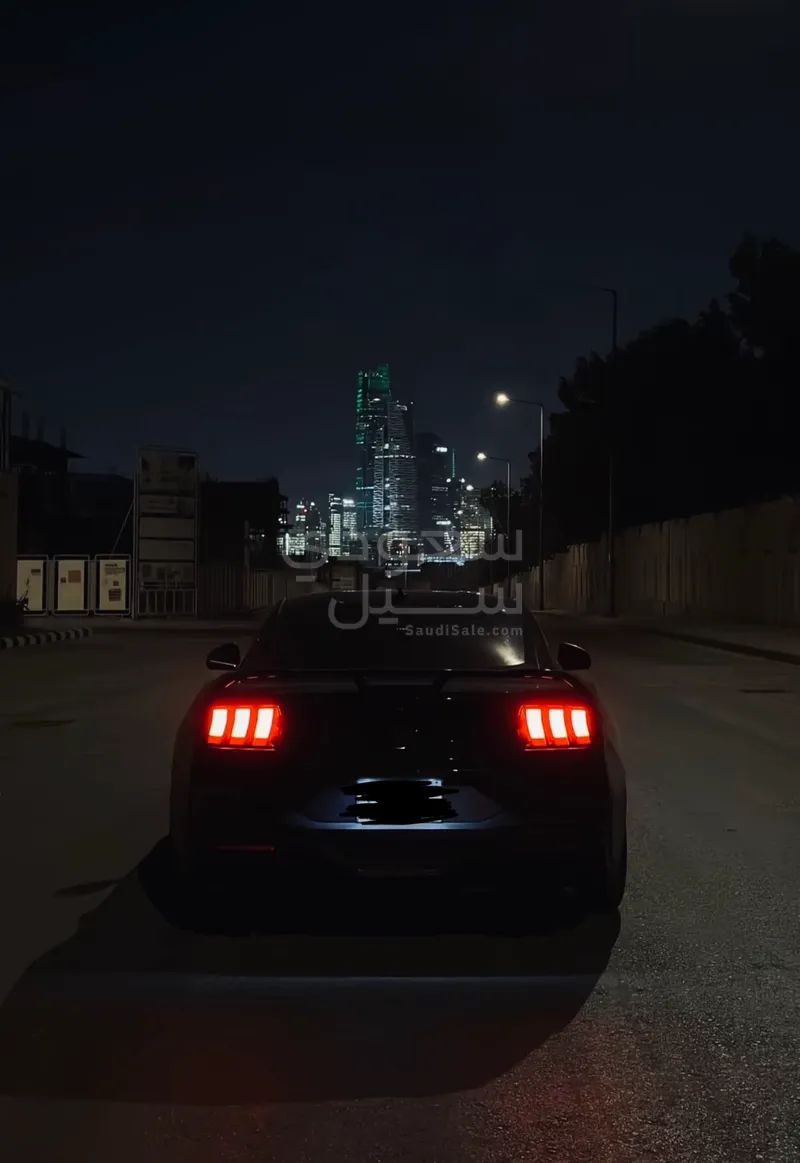 2025 فورد موستانغ جي تي بريميوم