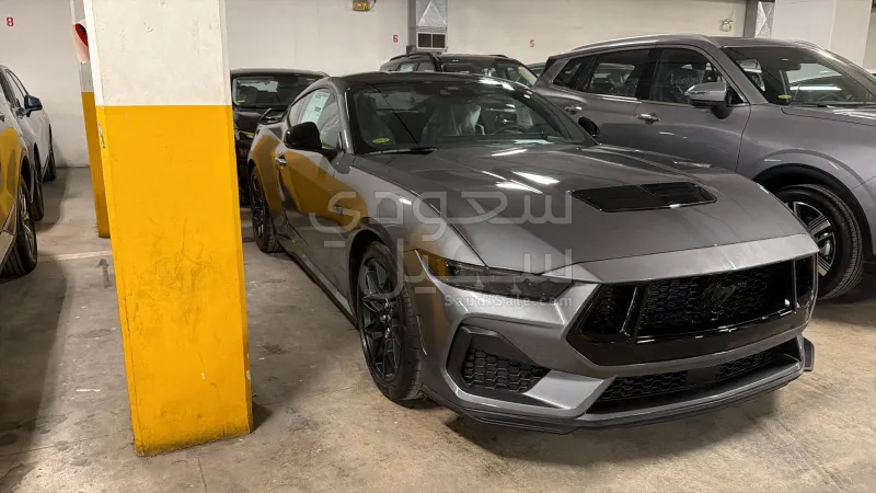2025 فورد موستانغ جي تي بريميوم