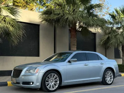 2013 كرايسلر 300 هيمى