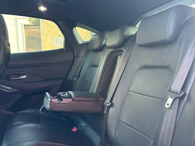 2018 جاكوار اي-بيس