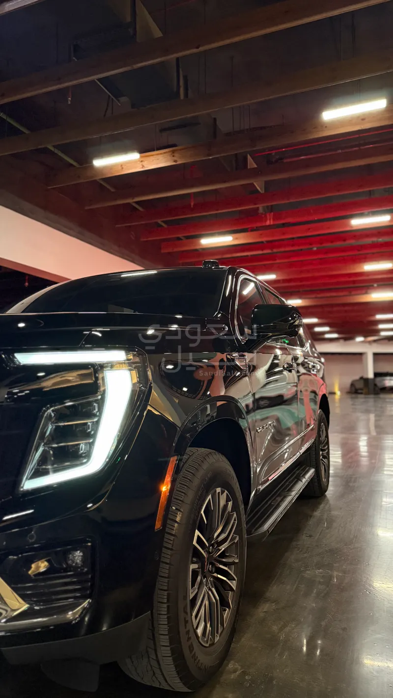 2025 جي ام سي يوكون اليفيشن