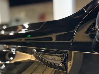 2025 جي ام سي يوكون اليفيشن