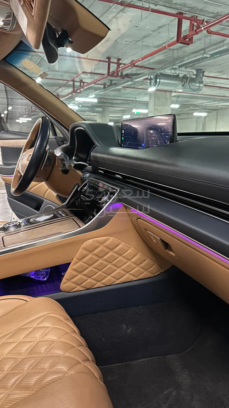 2021 جينيسيس جي في 80