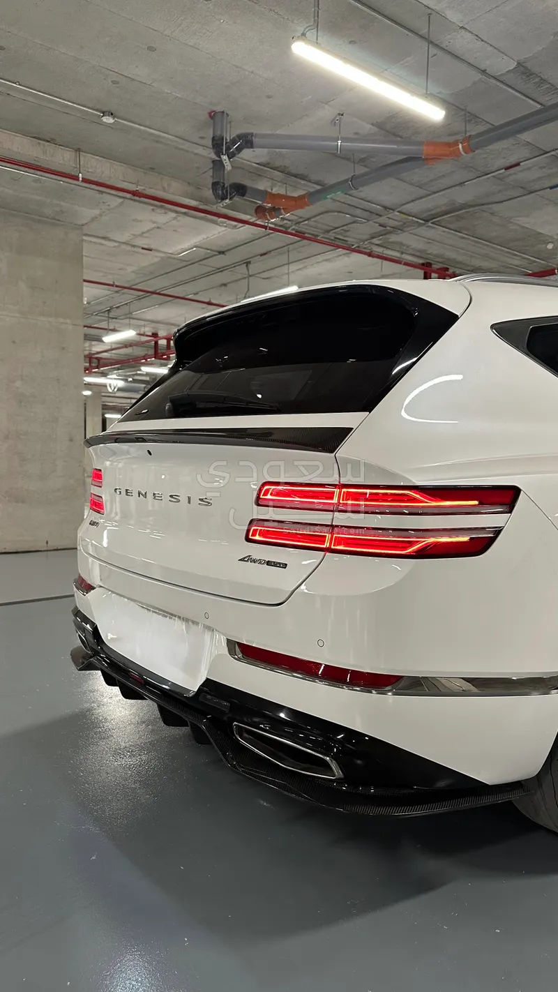 2021 جينيسيس جي في 80