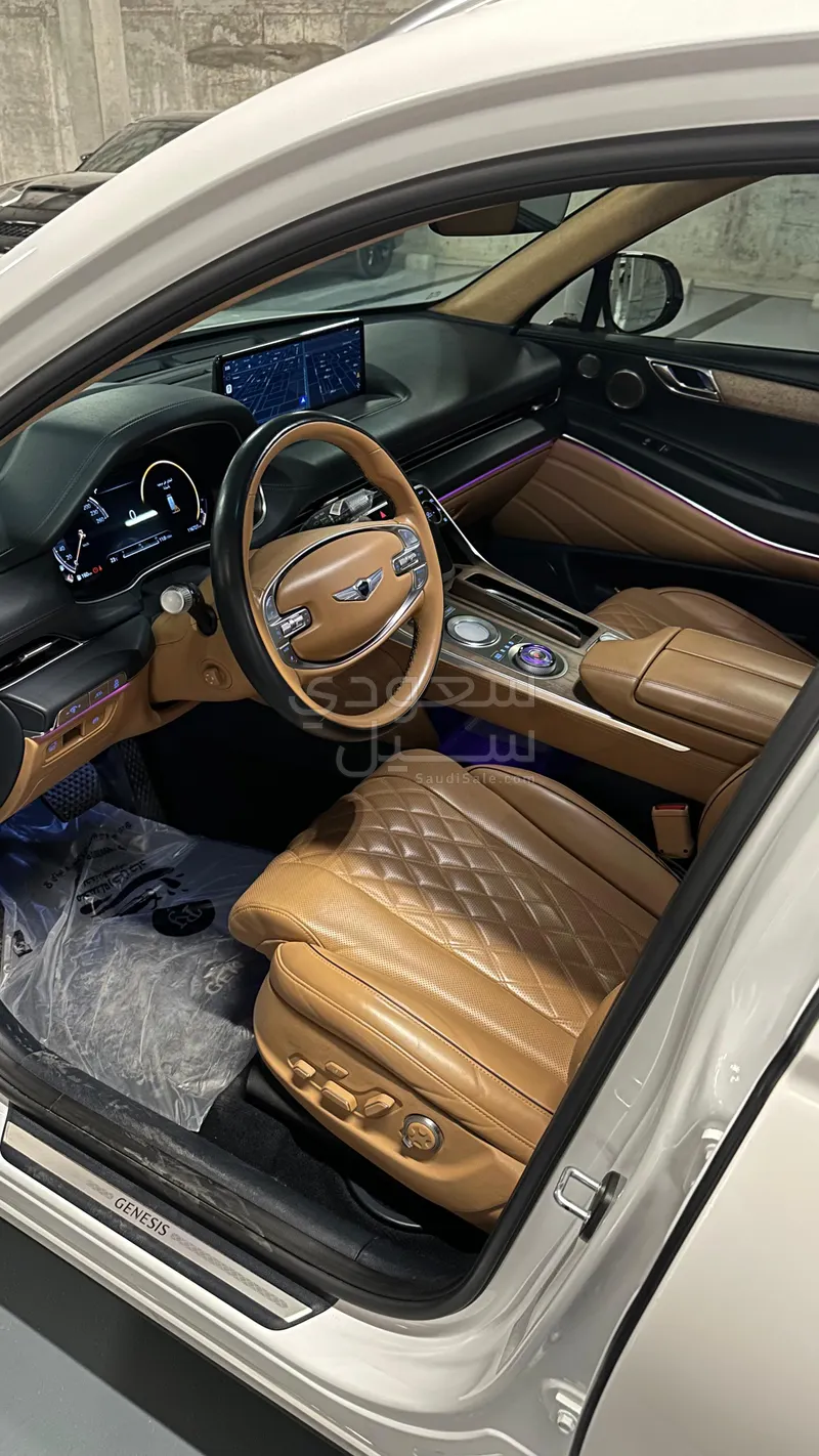 2021 جينيسيس جي في 80