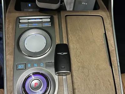 2021 جينيسيس جي في 80