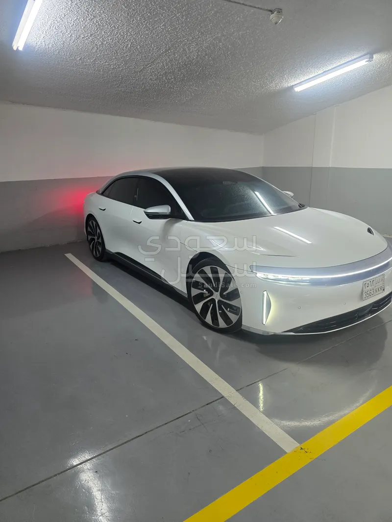 2023 لوسيد جراند تورينج