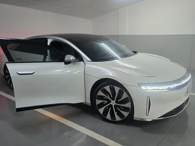 2023 لوسيد جراند تورينج