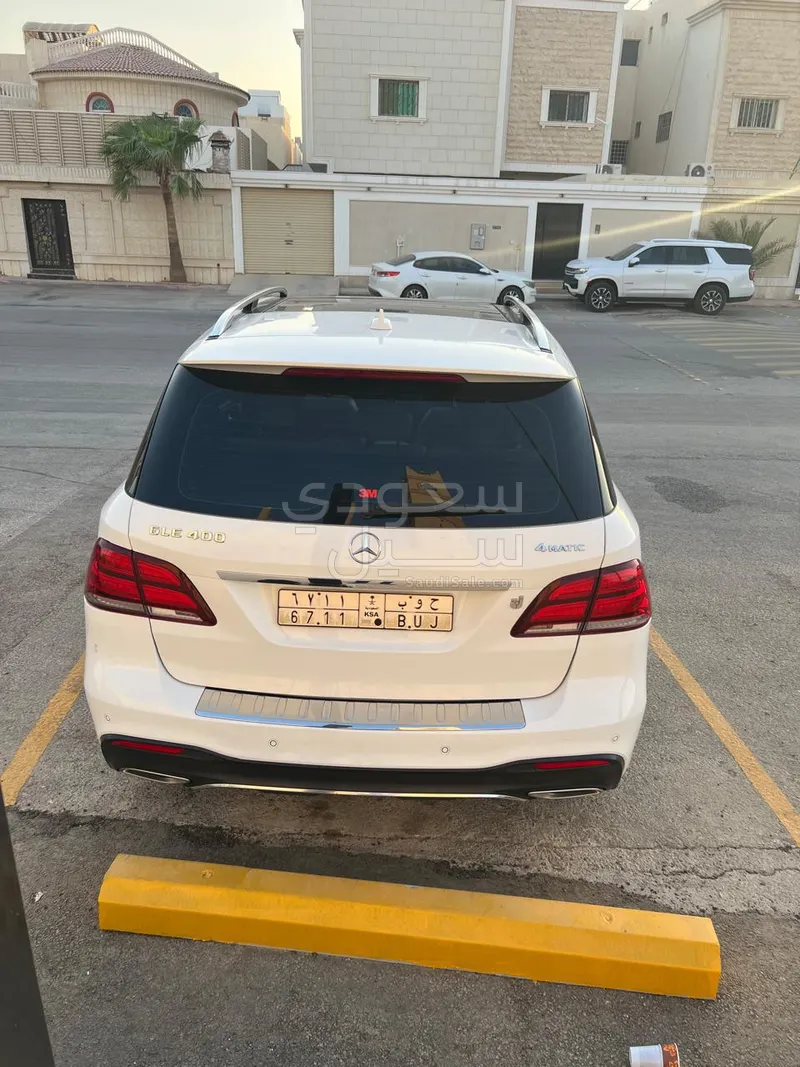 2016 مرسيدس - بنز جي إل إي 400