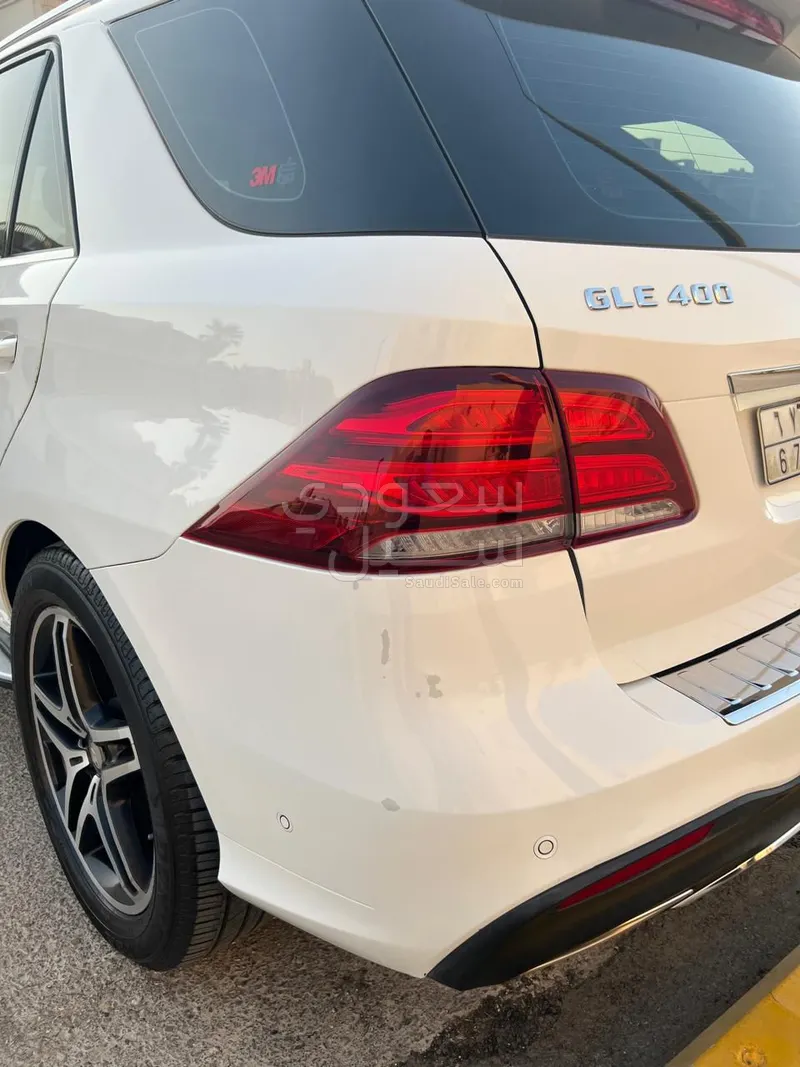 2016 مرسيدس - بنز جي إل إي 400