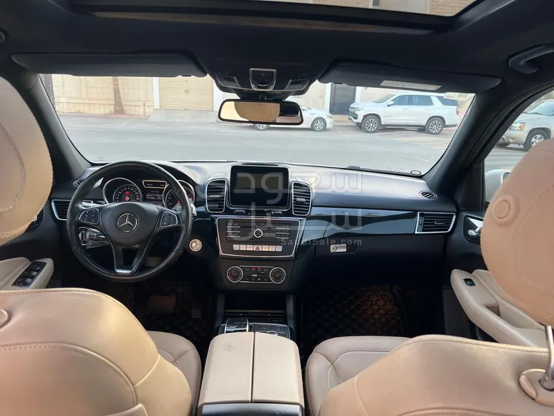 2016 مرسيدس - بنز جي إل إي 400