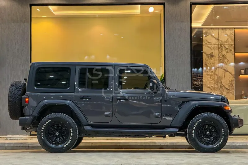 2021 جييب رانجلر سبورت