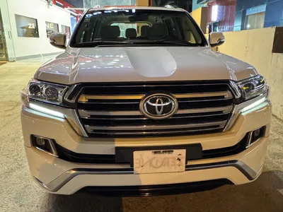 2018 تويوتا لاند كروزر جي اكس ار