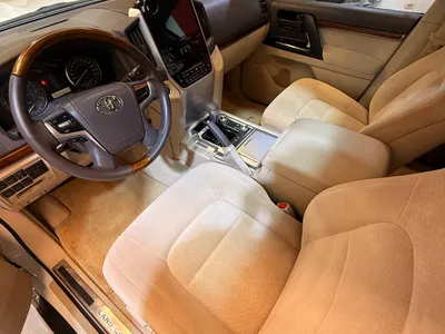 2018 تويوتا لاند كروزر جي اكس ار