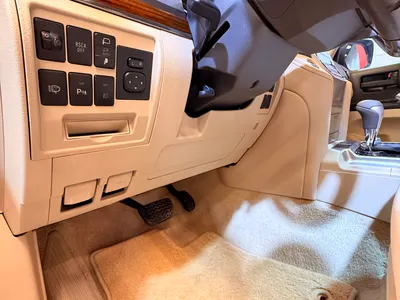 2018 تويوتا لاند كروزر جي اكس ار