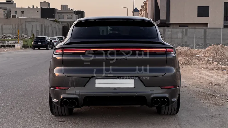 2025 بورش كايين كوبيه جي تي اس