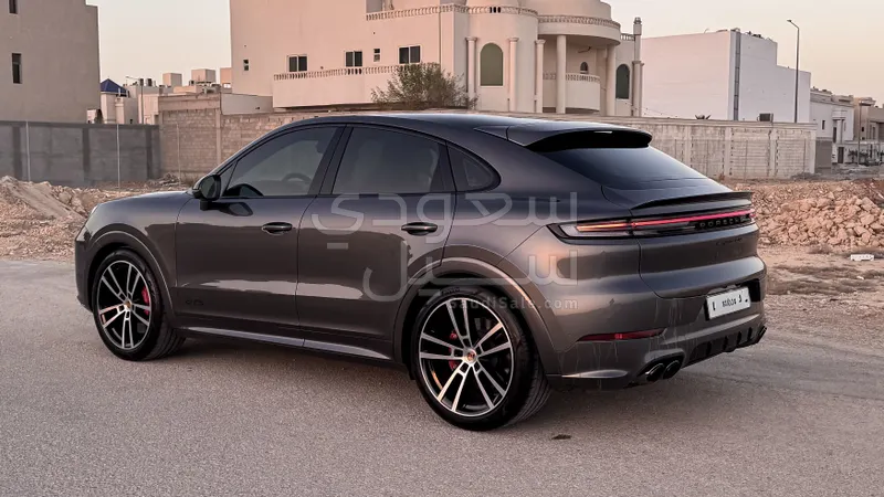 2025 بورش كايين كوبيه جي تي اس