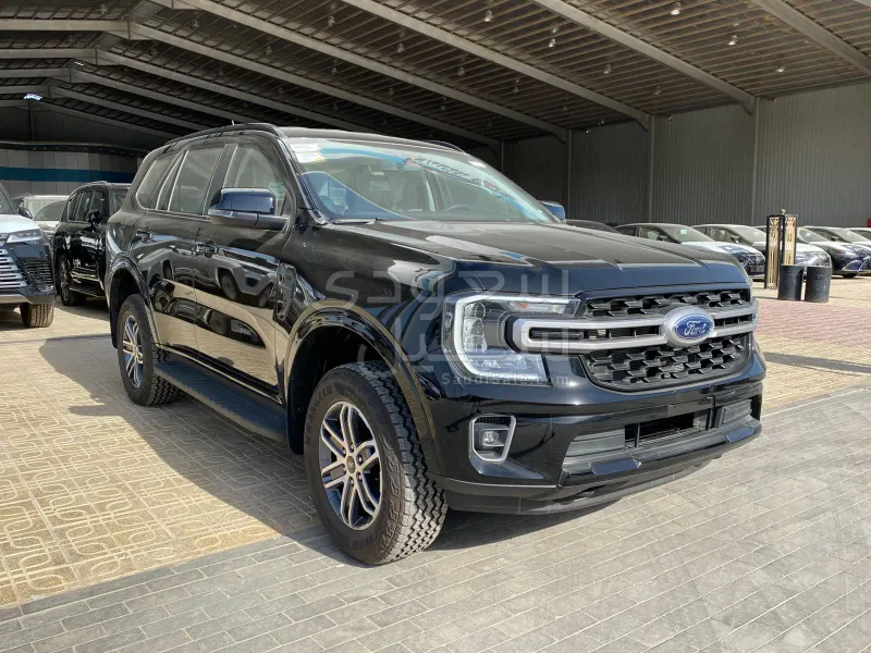 2025 فورد ايفرست