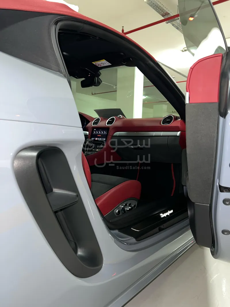 2023 بورش 718 سبايدر