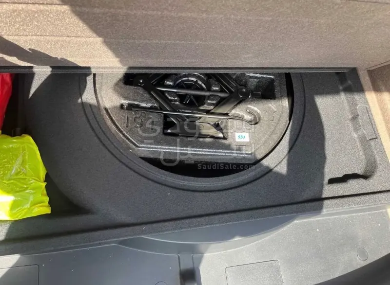 2025 جينيسيس جي في 70