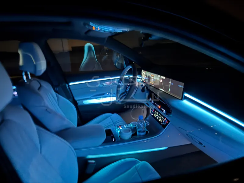 2025 جينيسيس جي في 70