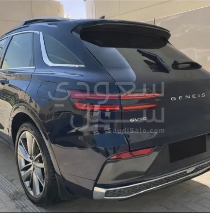 2025 جينيسيس جي في 70