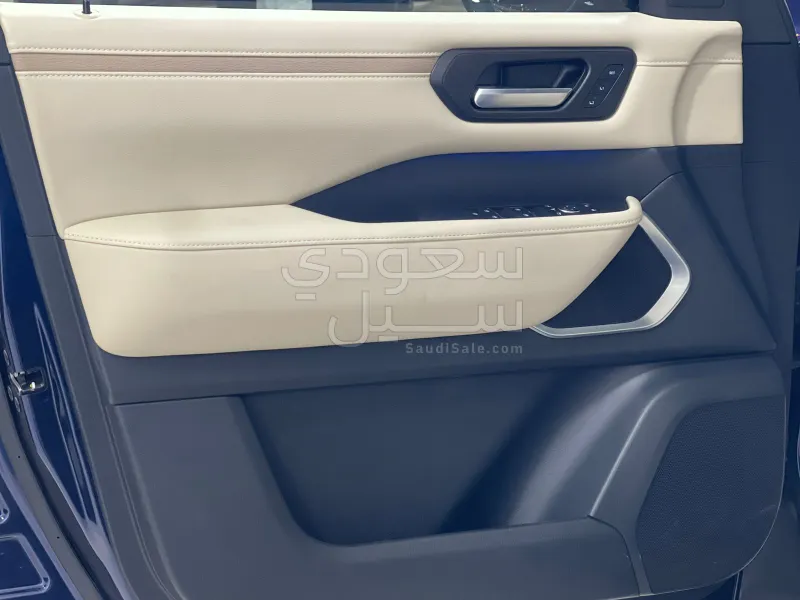 2025 نيسان باترول بلاتينيوم