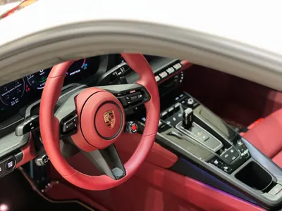 2025 بورش 911 كاريرا 4 جي تي اس