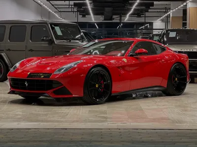 2016 فيراري اف 12 بيرلينيتا