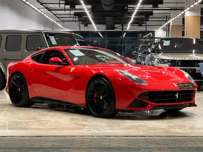 2016 فيراري اف 12 بيرلينيتا