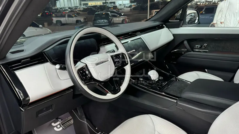 2024 لاند روفر رينج روفر سبورت اوتوبيوجرافي