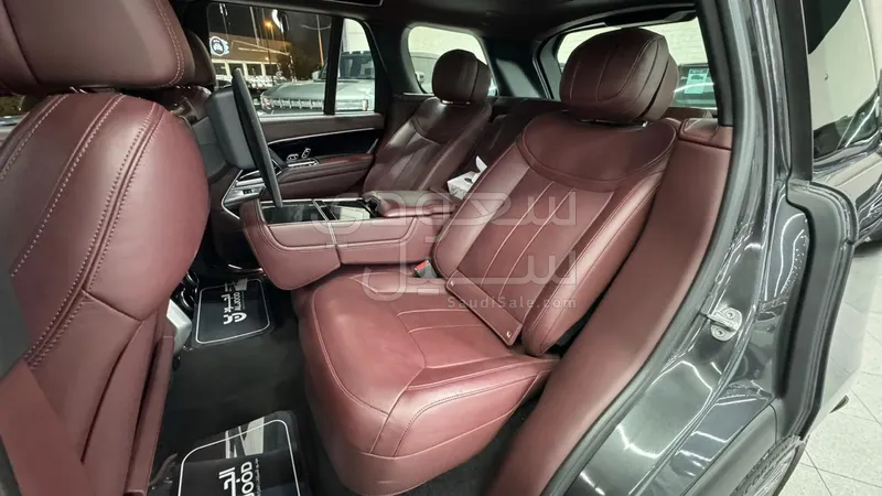 2023 لاند روفر رينج روفر اوتوبيوغرافي