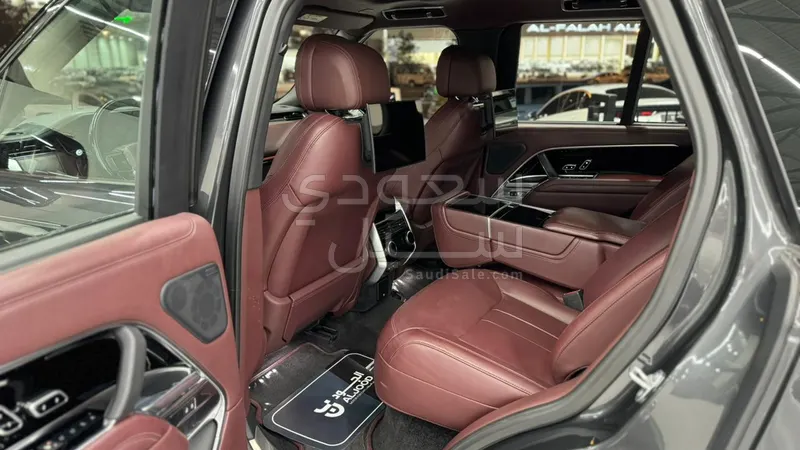 2023 لاند روفر رينج روفر اوتوبيوغرافي