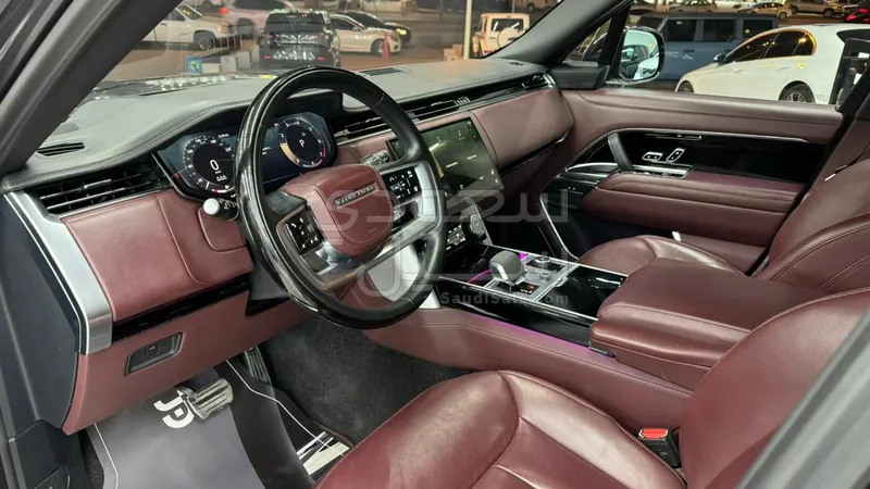 2023 لاند روفر رينج روفر اوتوبيوغرافي