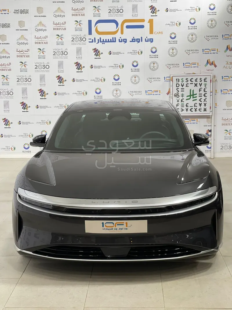 2024 لوسيد اير بيور