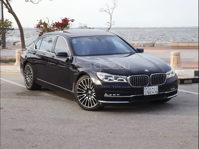 2018 بي ام دبليو الفئة السابعة 750 إل أي