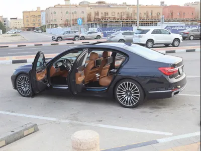 2018 بي ام دبليو الفئة السابعة 750 إل أي