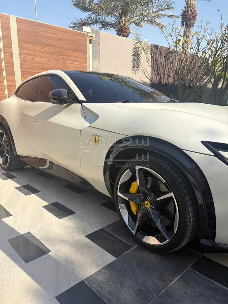 2024 فيراري بوروسانجوي